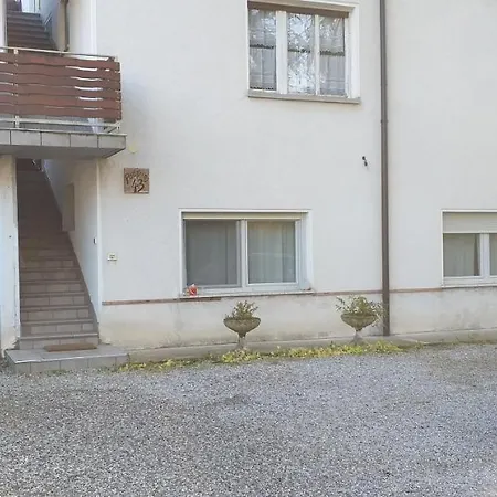 Love Center Apartmán *